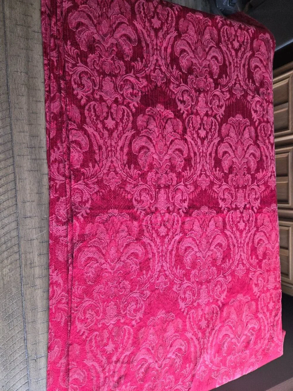 Red Tablecloth + 8 Dinner Napkins - Damask Cloth TC= 96x55 Rectangle
